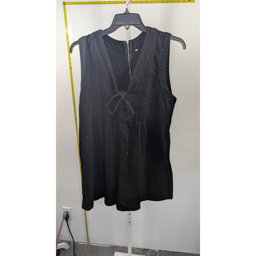 Unbranded Black Pintuck Sleeveless Romper Tie Front V-Neck Back Zip Size L
